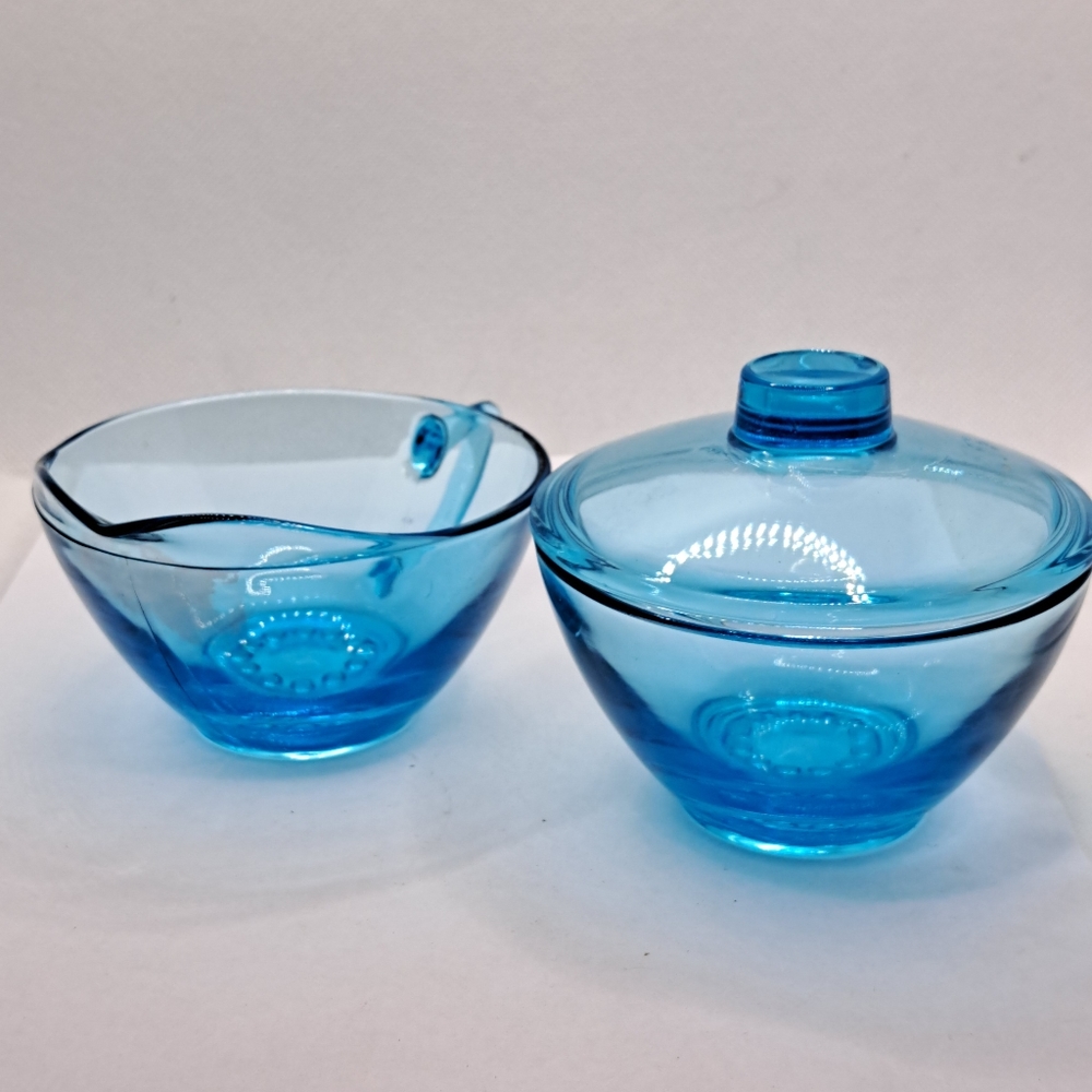 Vintage Turquoise Blue Glass Capri Creamer and Sugar Bowl with lid.